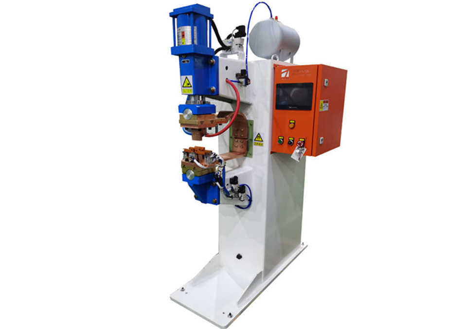 新能源汽車電池模組捆帶點(diǎn)焊機(jī)定制項(xiàng)目介紹 新能源汽車電池模組捆帶點(diǎn)焊機(jī)定制項(xiàng)目介紹